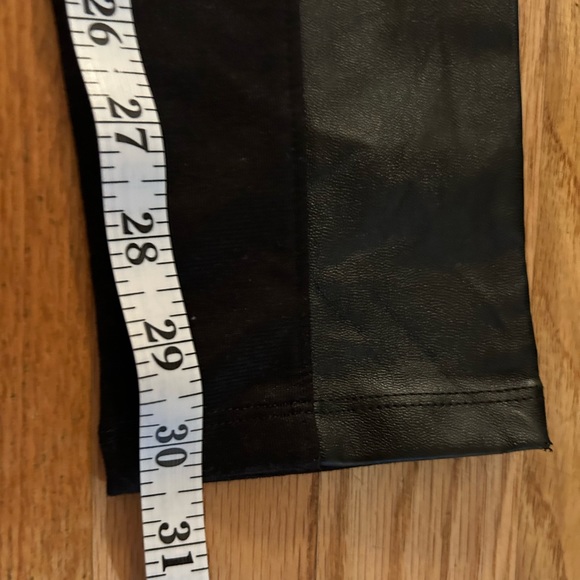 Nordstrom Trouvé Black Leggings with Faux Leather Trim size Small - Picture 6 of 7